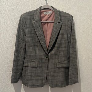 TAHARI size 12 plaid dusty pink and black jacket. One button faux pockets